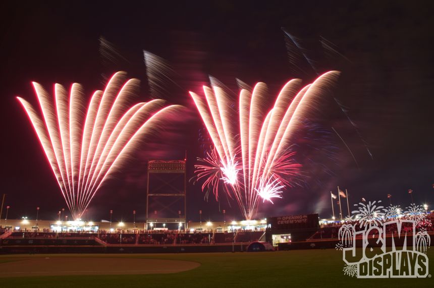 Gallery J&M Displays Quincy Illinois Fireworks and Special Effects